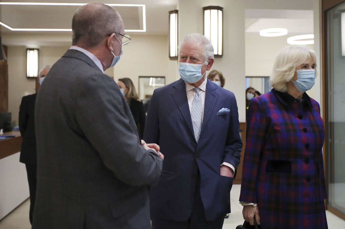 Princ Charles a jeho manželka Camilla,...