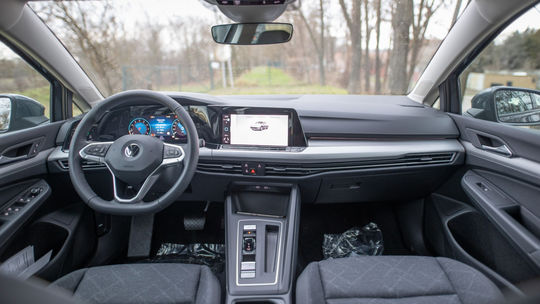 VW Golf Variant 1,5 eTSI (2021)