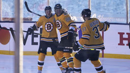 Idylka pri jazere. Pastrňák znova hviezdil, Tatar vyšiel naprázdno