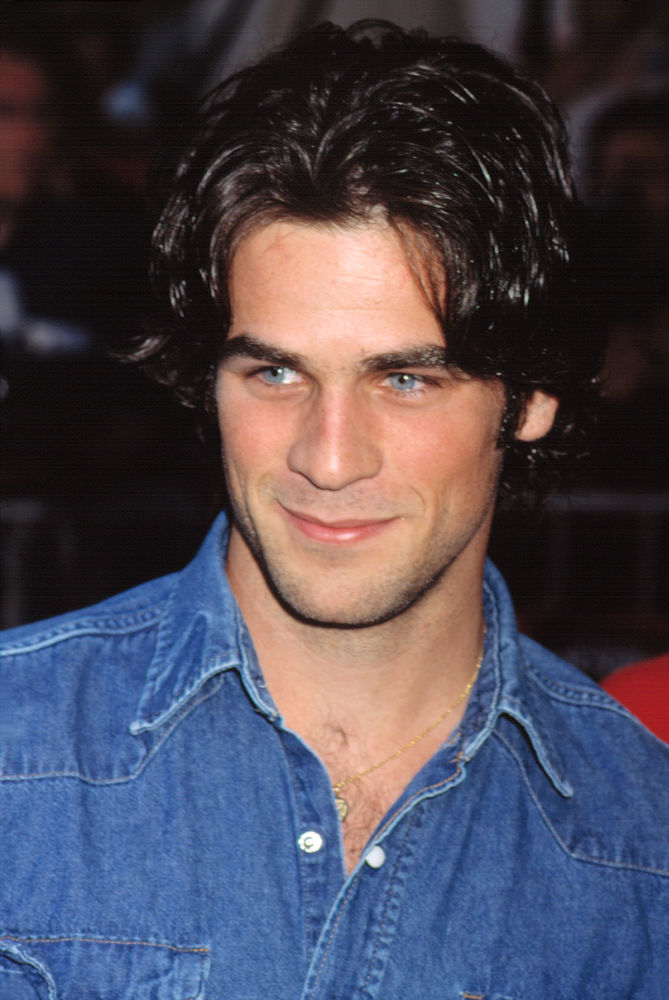 Eddie Cahill v roku 2001.