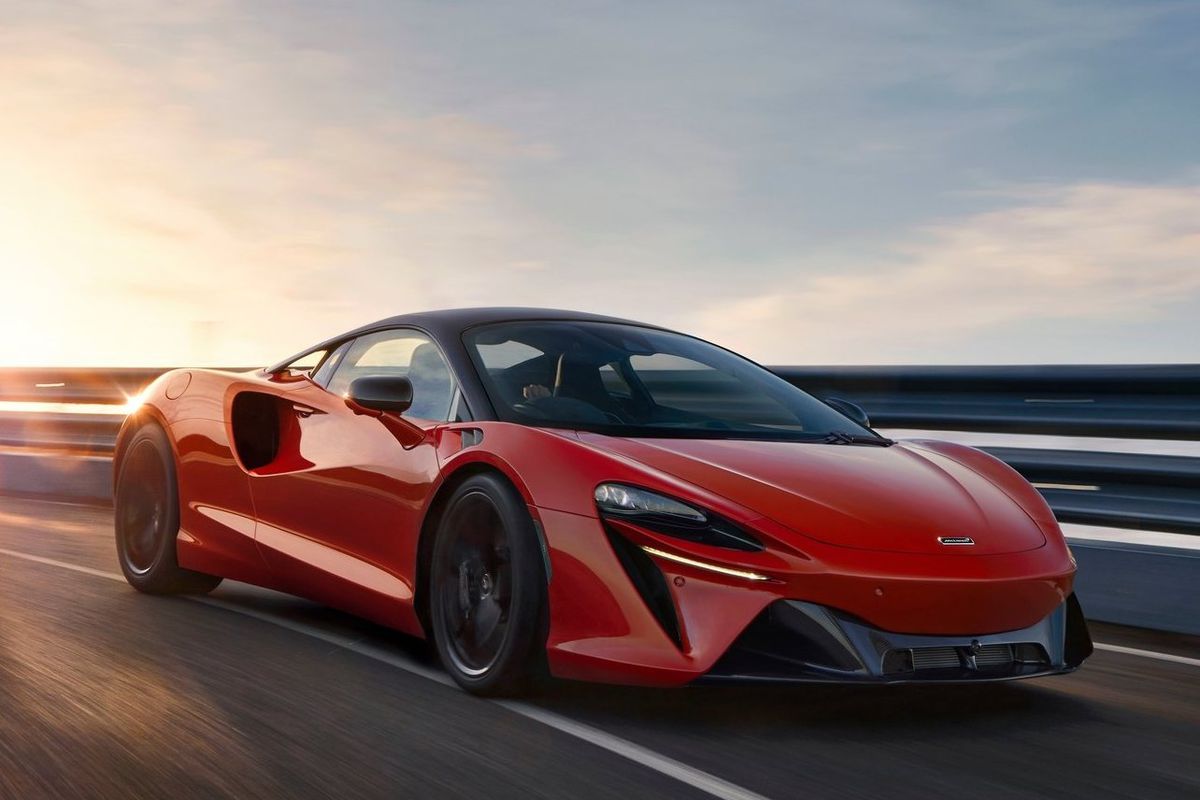 Artura je jasný McLaren, no napriek tomu ide o...