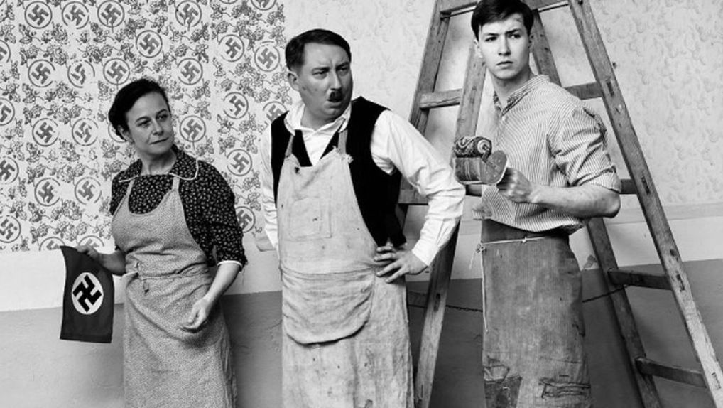 Krajina ve stínu je prvý historický film...