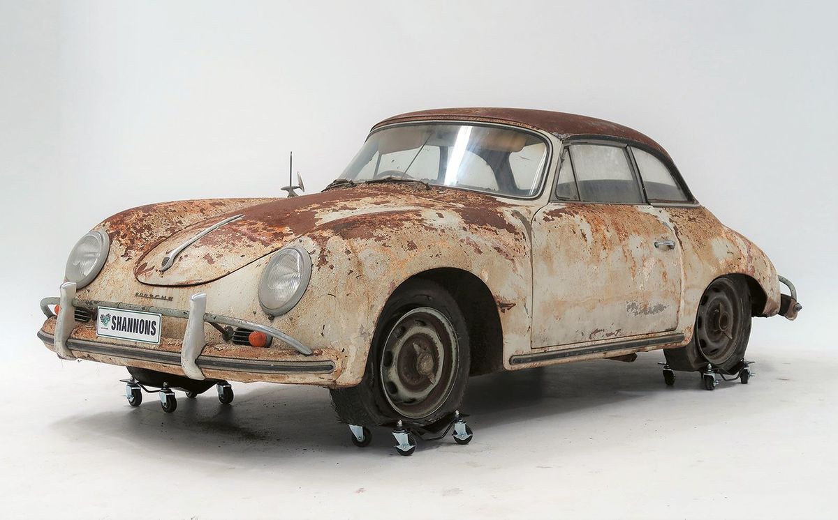 Toto Porsche je síce celé hrdzavé, no na druhej...