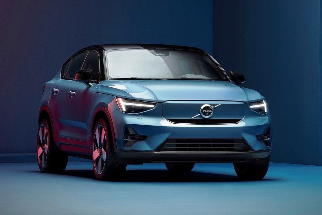 Nové Volvo C40 Recharge je športovejším bratom...