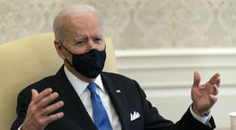 Pozastavenie ciel na šesť mesiacov. EK chce nájsť kompromis v spore s USA