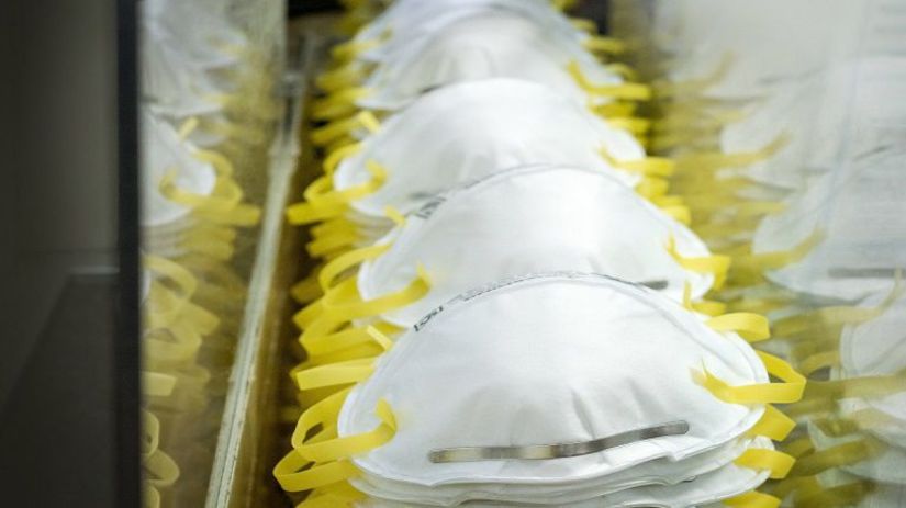 Respirátor spĺňa svoju úlohu len vtedy, ak sa...