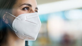Rúško či respirátor? Symbolom sa stala tvárová maska