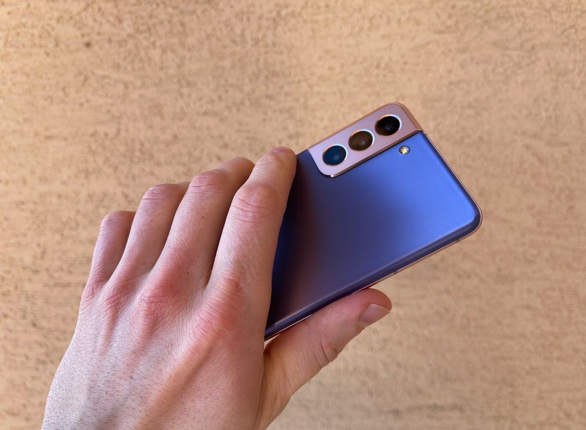 Samsung Galaxy S21 má veľmi elegantné farebné...