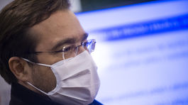 Čo zomlelo Krajčího? Koaličná kríza, Matovič aj 'rektálni alpinisti'