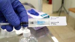 Počet obetí prekonal 8-tisíc, hospitalizovaných je stále veľa