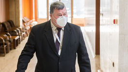 Hoax: Krčméry podľa „pani Ľudmily“ robil zakázané pokusy v Afrike