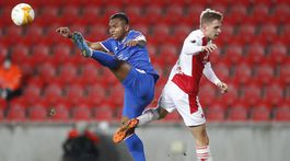 Slavia na úvod remizovala, Milánčania v závere pripravili United o triumf 