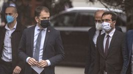 Vládna kríza brzdí opatrenia, ktoré majú finančne pomôcť ľuďom počas pandémie