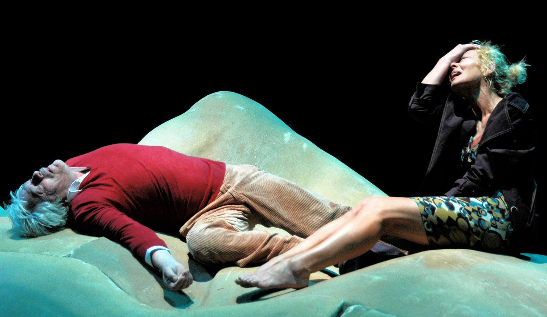 Podľa scénografa Hansa Hoffera prvé dejstvo...