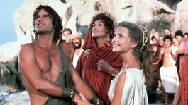 Ako Perseus v Súboji titanov očaril pred 40-timi rokmi! A čo dnes? Červeným kobercom sa nevyhýba