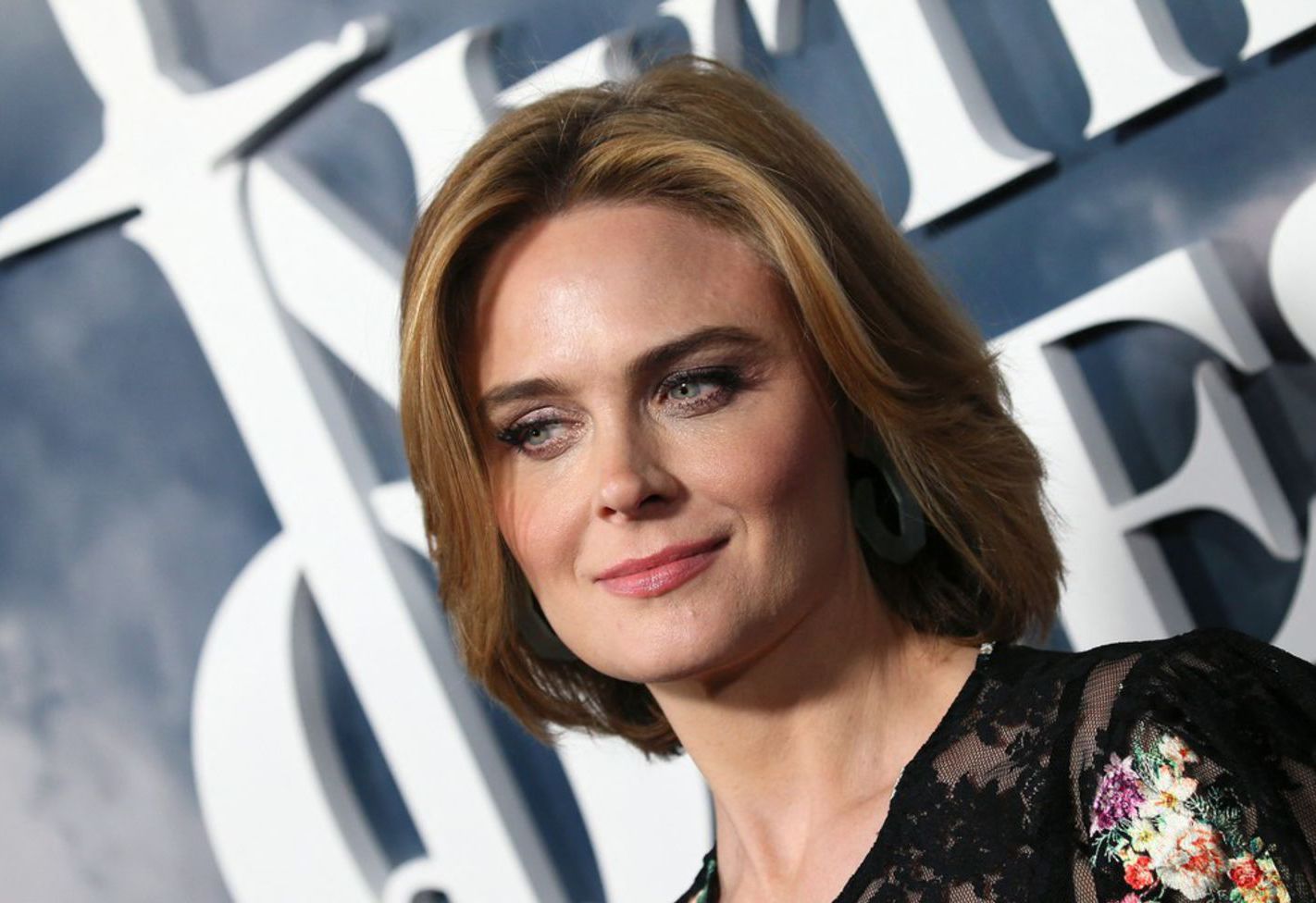 Herečka Emily Deschanel.