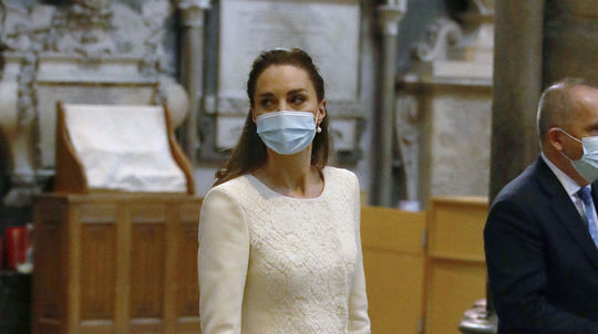 Vojvodkyňa Kate z Cambridge pútala pozornosť v...