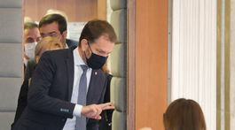 Matovič si s rozlúsknutím krízy dáva načas