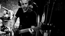 Story pokračuje. Po Hammelovi a Kňažkovi sa k projektu pridal rocker