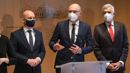 SaS pozastavila účasť v koalícii, kým premiér nepodá demisiu 