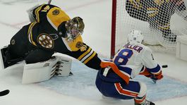 Halák striedal zraneného Raska. Švéd opäť zahviezdil šiestimi bodmi