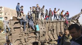 Zrážka vlakov v Egypte si vyžiadala najmenej 32 mŕtvych a vyše 160 zranených