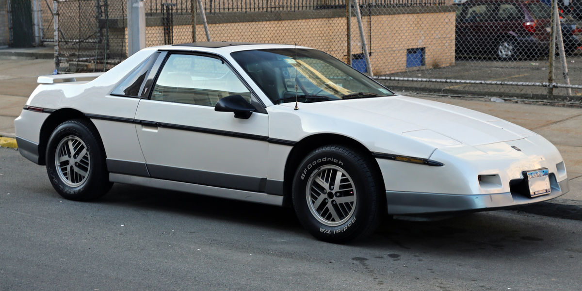 Pontiac Fiero bol autom, pri ktorom na každých...