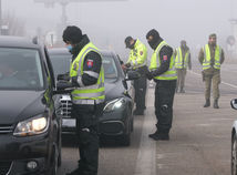 hranica, kontrola, polícia, vojaci,