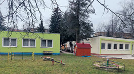 Rozhorčení rodičia: Deti nám do jaslí nezobrali, ale platiť musíme