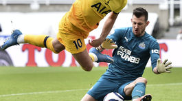 Dúbravkov Newcastle získal bod s Tottenhamom. Aj tak mu hrozí zostup