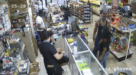 George Floyd zomrel na nedostatok kyslíka, uviedol pred súdom odborník