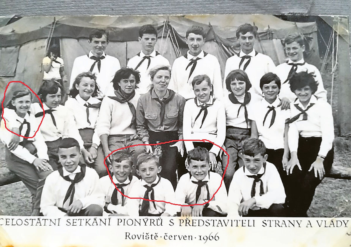 Fotografia z pionierskeho tábora, kde...