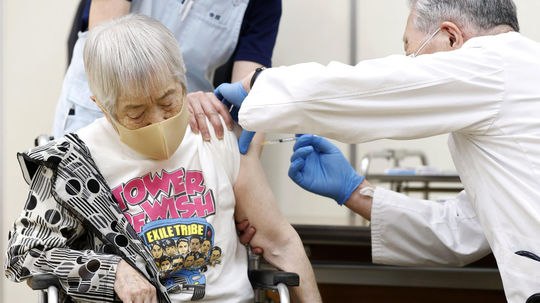 Japonskí seniori zomierajú doma a osamote, ročne ide o desaťtisíce prípadov