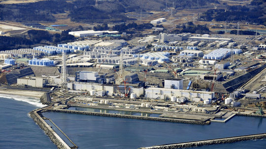 Pracovníkovi Fukušimy zistili vo vzorkách z nosa vysokú úroveň radiácie
