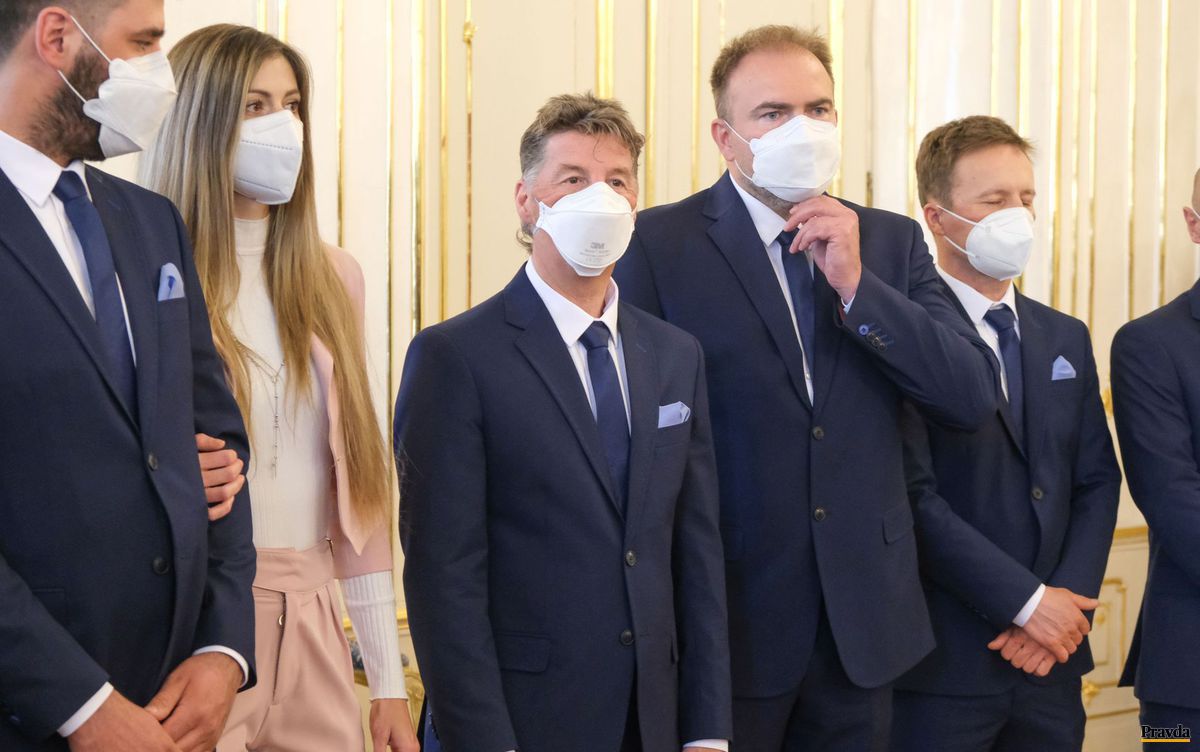 Livio Magoni (v strede) na slávnostnom prijatí...