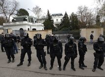 Rusko ambasáda vyhostenie protest