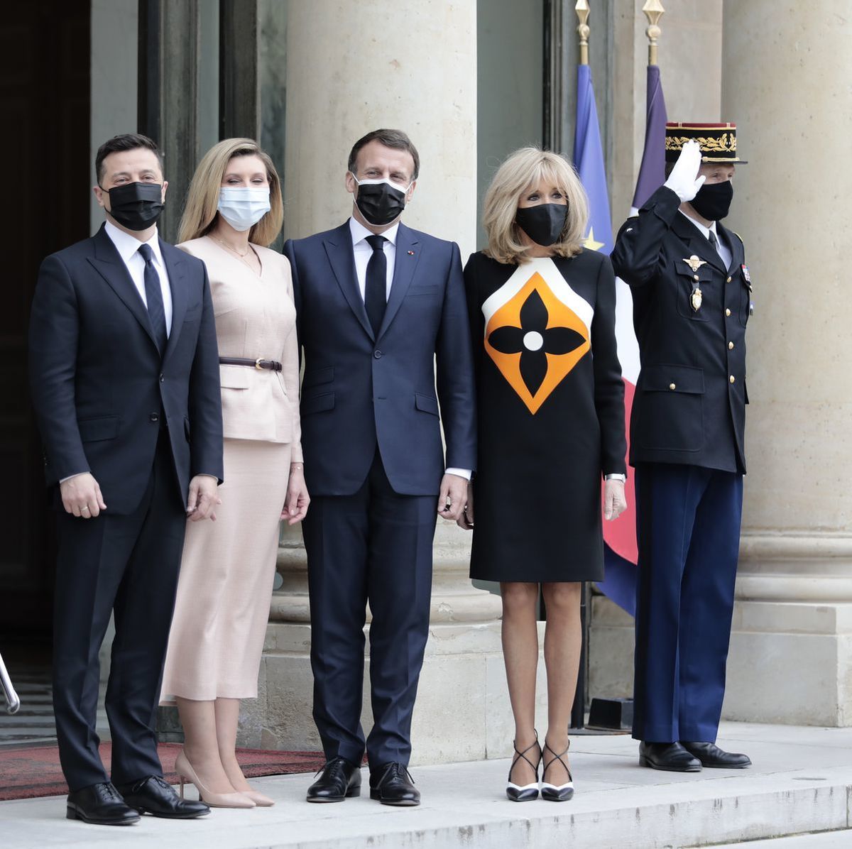 Francúzsky prezident Emmanuel Macron (druhý...