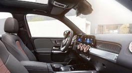 Mercedes-Benz EQB - 2021