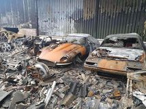 Požiar zbierky áut - Veľká Británia