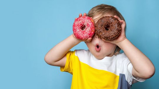 dieťa, šišky, donut, nadváha, obezita, sladkosti, nezdravé