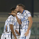 Taliansko futbal Serie A 14. kolo Hellas Inter škriniar