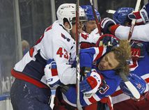 Tom Wilson, Artemij Panarin