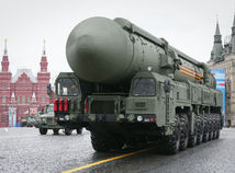 Putin vyslal smerom k Ukrajine nukleárny vlak,...