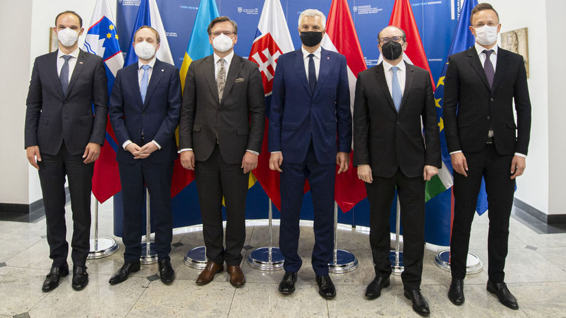 MZVaEZ ministri stretnutie C5 Ukrajina