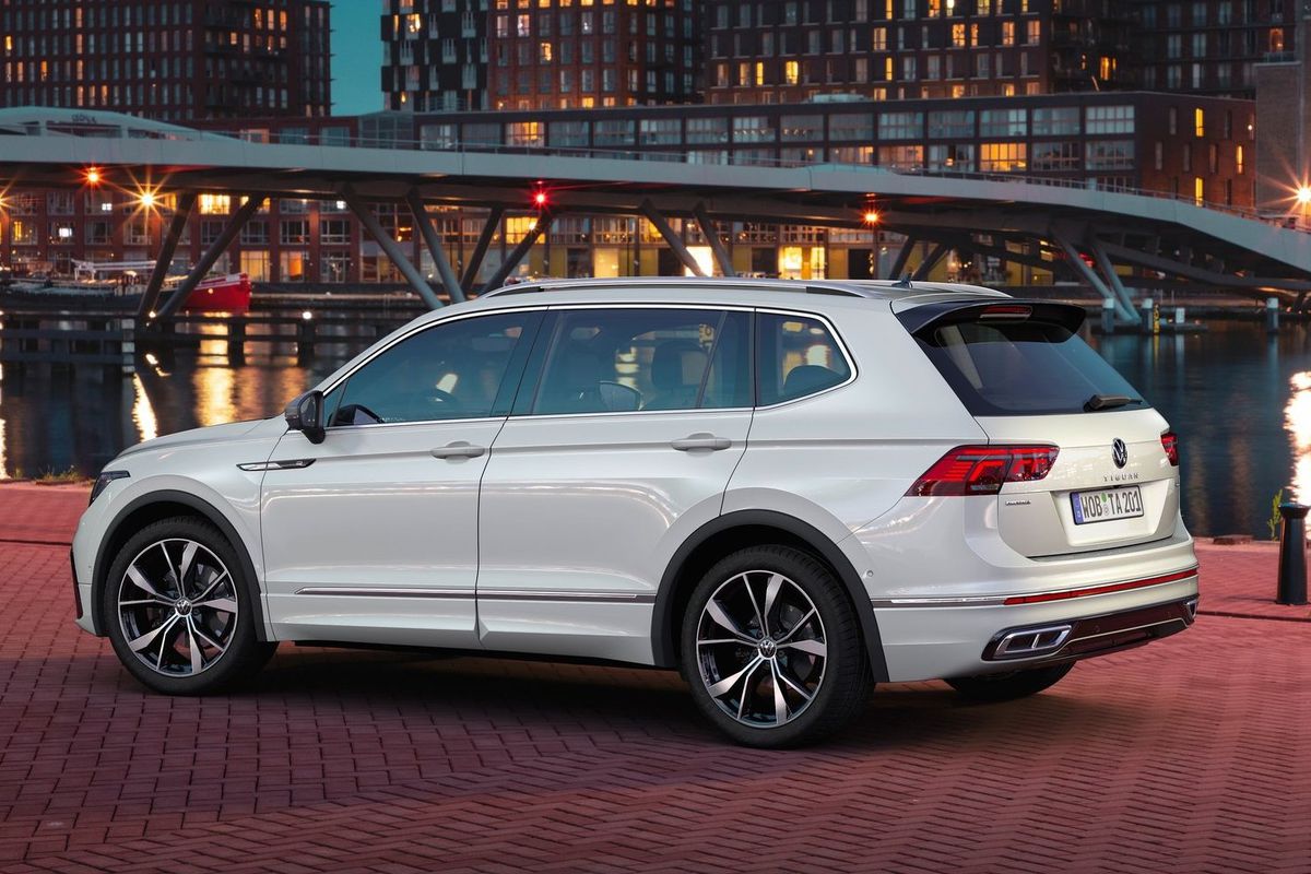 VW Tiguan Allspace - 2021