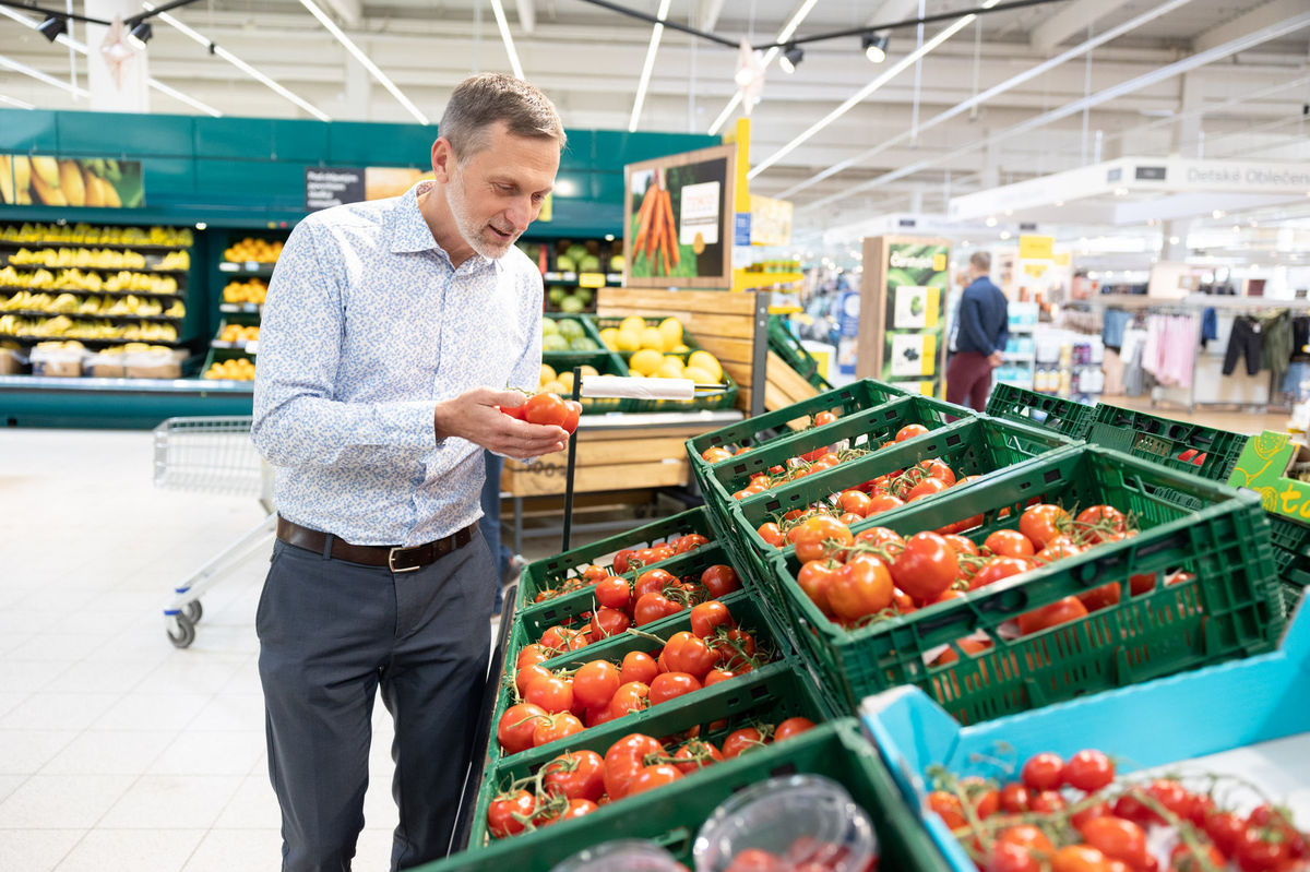 Generálny riaditeľ spoločnosti Tesco Stores SR...