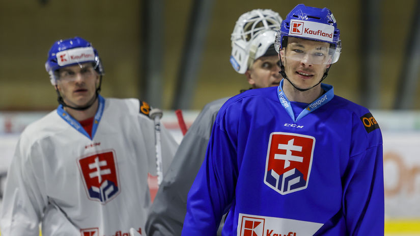 Marek Ďaloga (v popredí) počas kempu pred MS 2021.