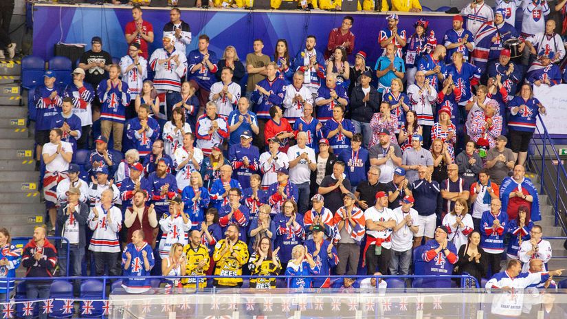 Fanúšikovia hokejistov Veľkej Británie.