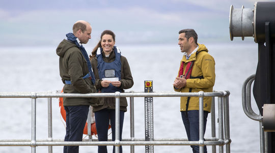 Princ William a jeho manželka Kate v...