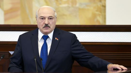 Lukašenko zavrel hranicu s Ukrajinou